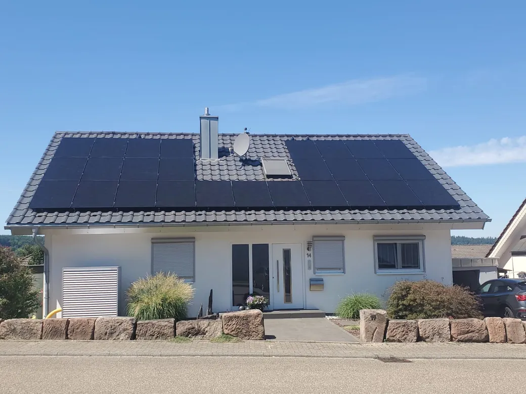 Einfamilienhaus mit Wärmepumpe und Photovoltaikanlage